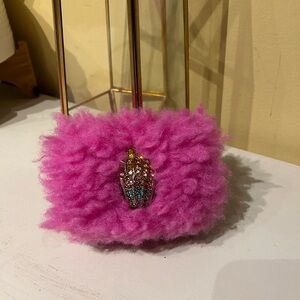 Pink Fuzzy Brooch-Embellished Women's Accessory